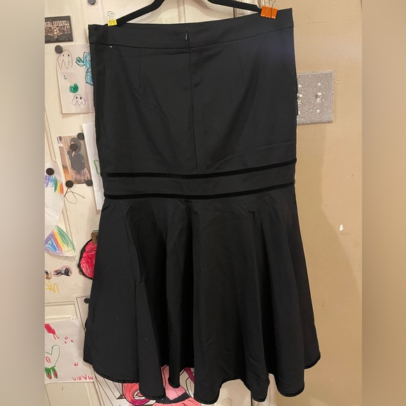 Gothic/steampunk style, side tie up slit with ruffled split, buckles on hips. - Picture 2 of 4